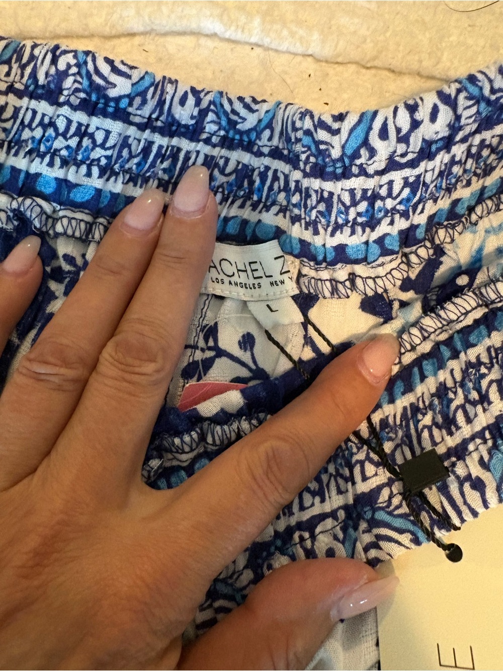 NWT Rachel Zoe Blue Boho Print Tie Hem Crop Pants Size Large - Picture 3 of 4